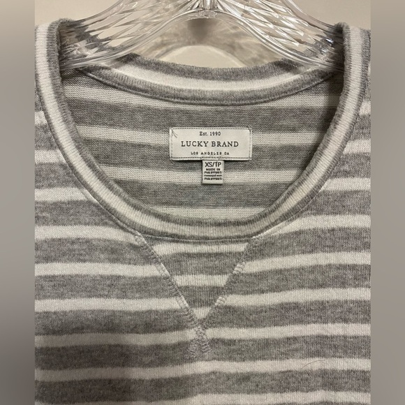 Lucky Brand Women’s Crew Neck Gray/White Striped Short Sleeve Tee, Soft; Size XS - Picture 3 of 7